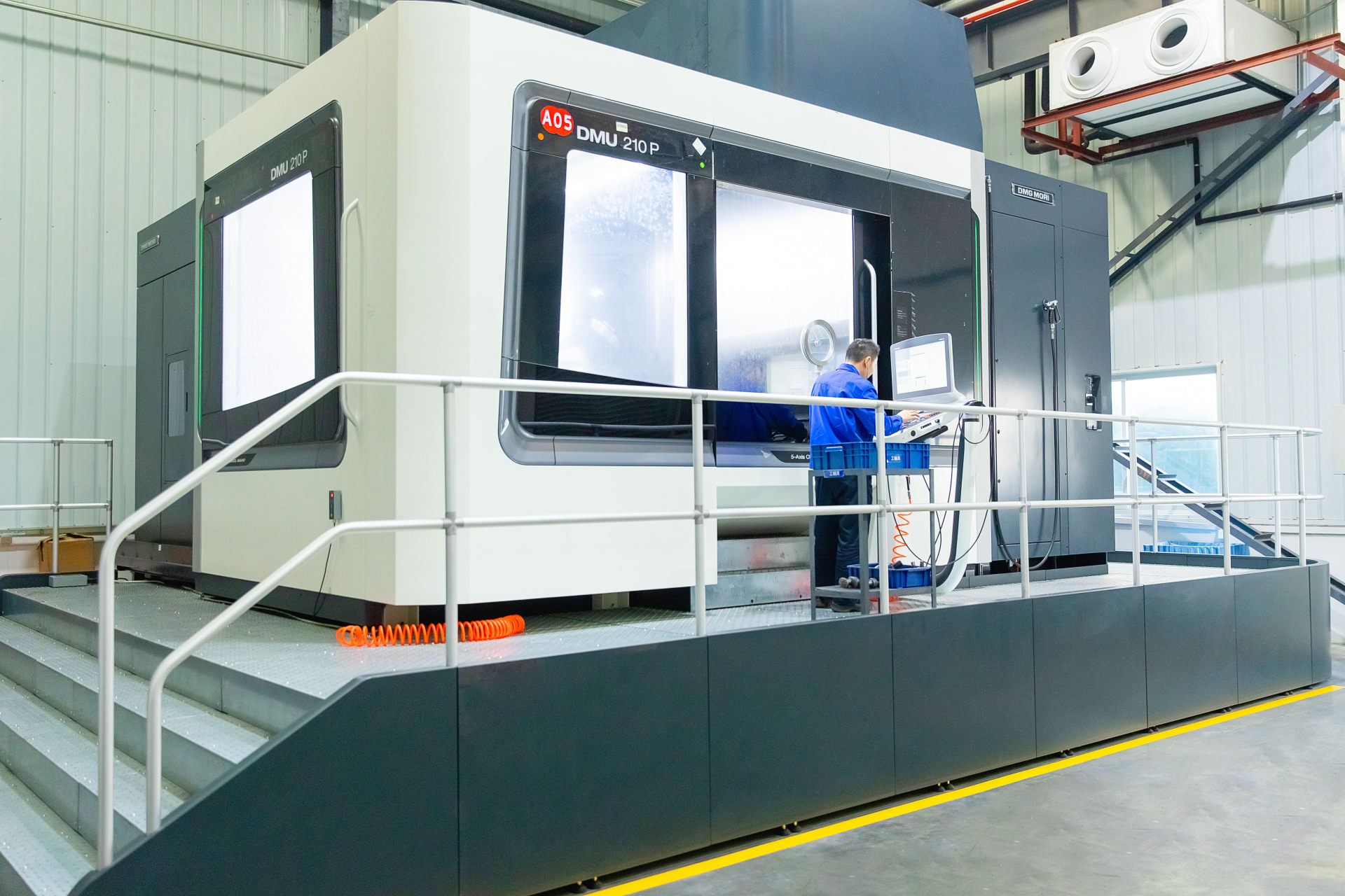 CNC Machining Center