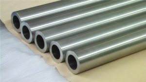 Low-alloy-tool-steel