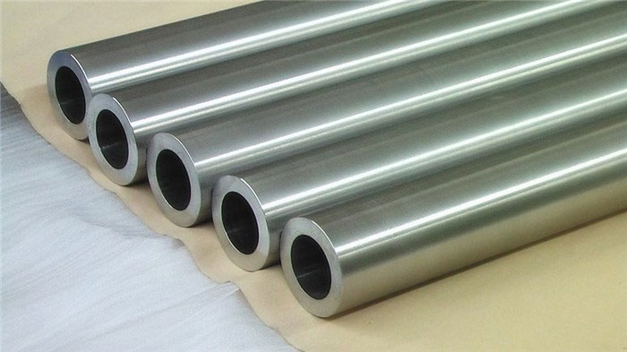 Low-alloy tool steel