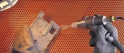 sandblasting of precious metal jewelry